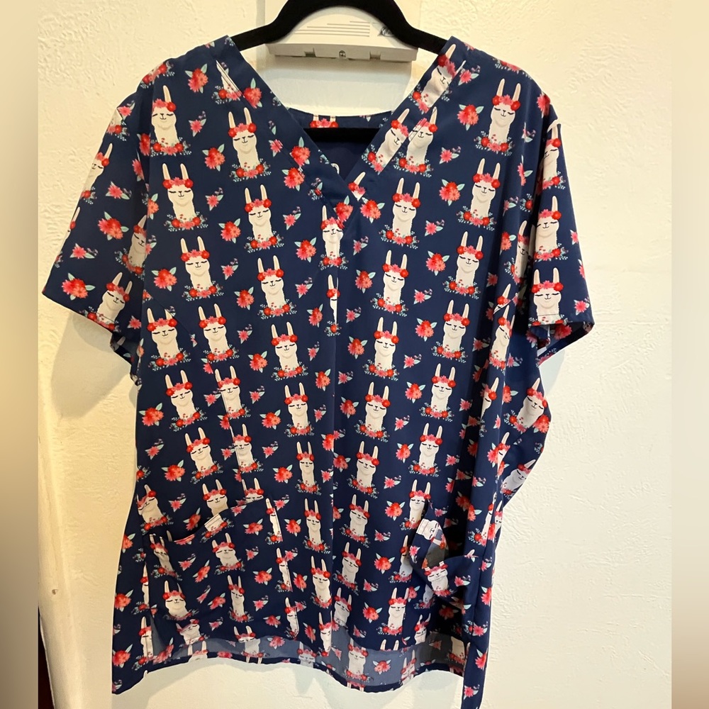 Women’s Scrub Top